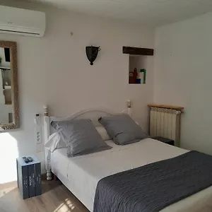 https://bnb-chambre-dhote-chez-nicole-et-pierre.aixenprovencehotels.org